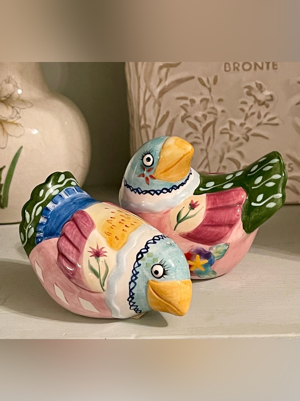 Vintage Fitz and Floyd "Gypsy Chicks" Figural Salt & Pepper Shaker Set EUC